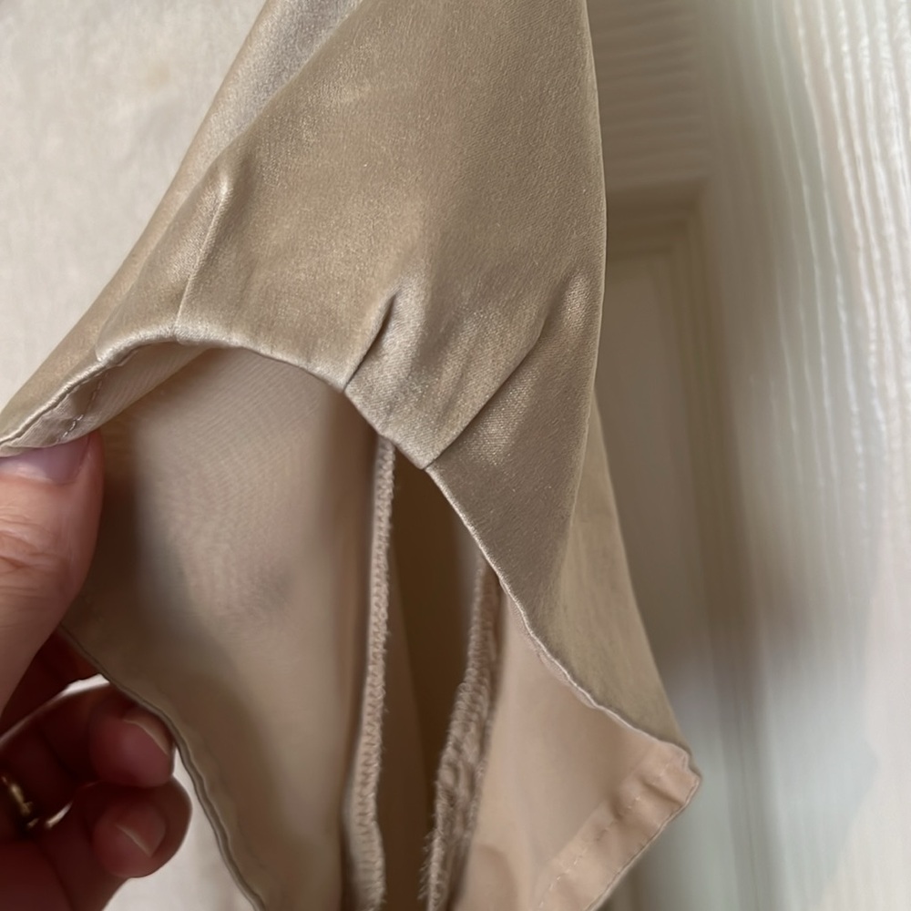 White House Black Market Blouse - Picture 4 of 4